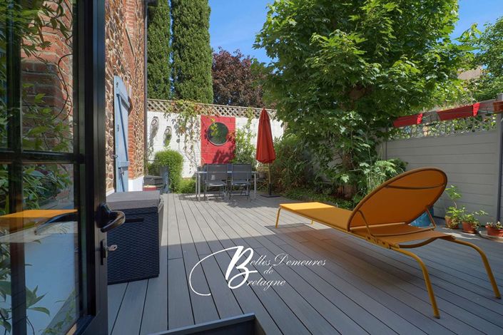 Image No.10-5 Bed House for sale