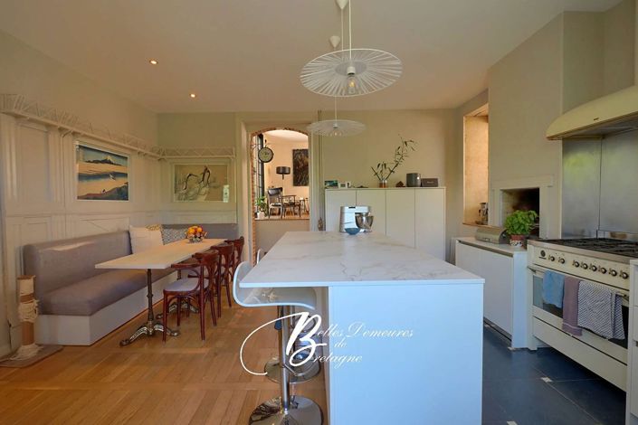 Image No.5-5 Bed House for sale