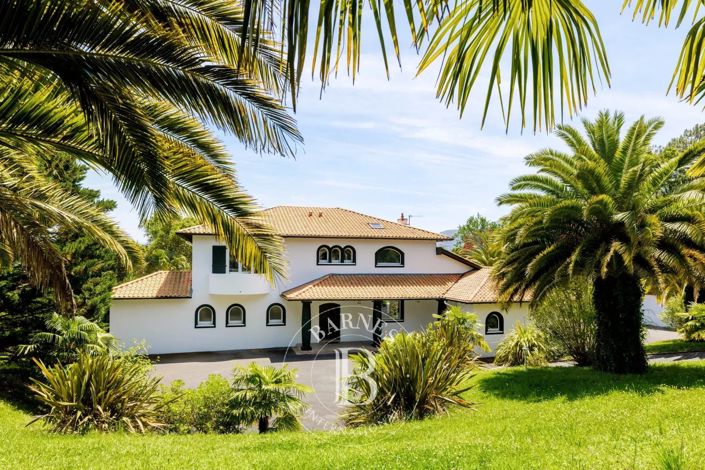 Image No.36-5 Bed House for sale