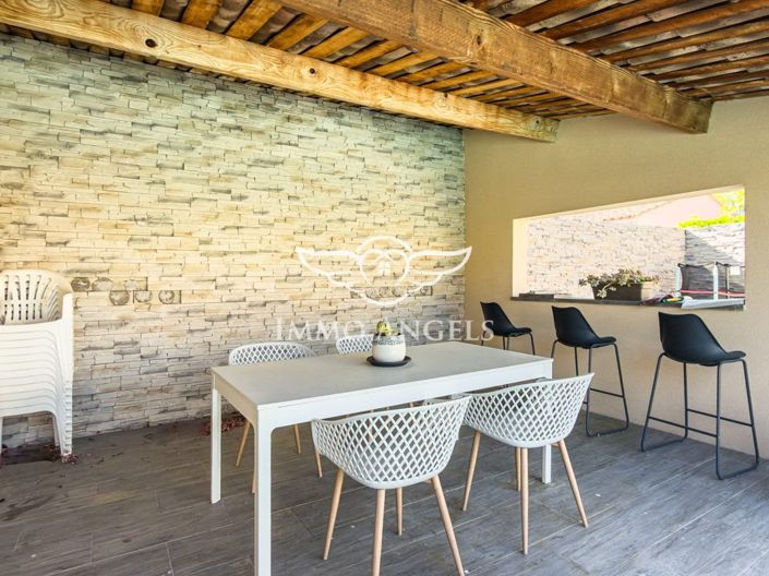 Image No.6-4 Bed House for sale