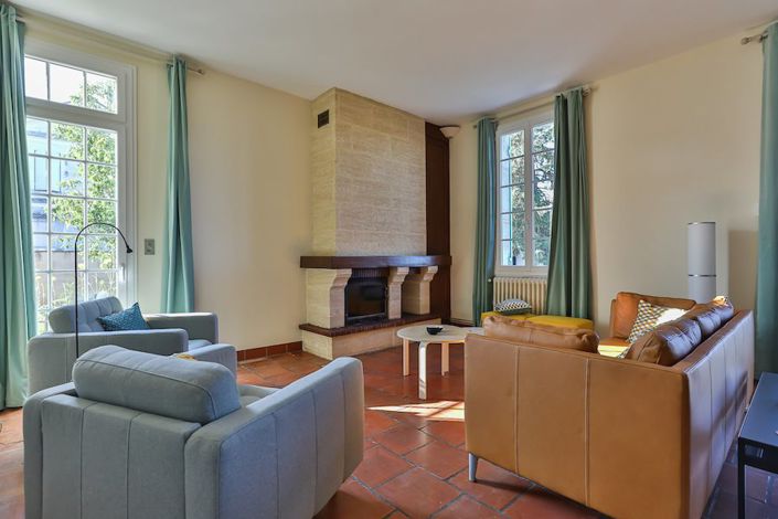 Image No.6-6 Bed House for sale