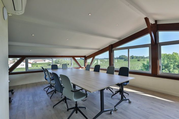 Image No.7-6 Bed House for sale