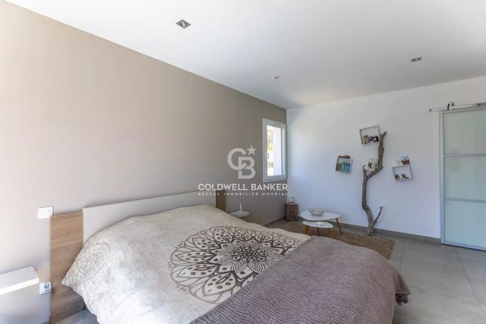 Image No.13-4 Bed House for sale