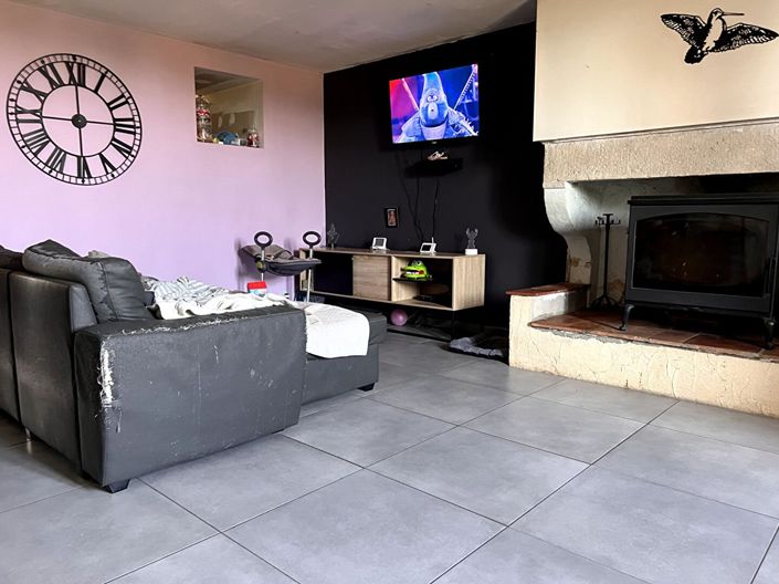 Image No.6-3 Bed House for sale