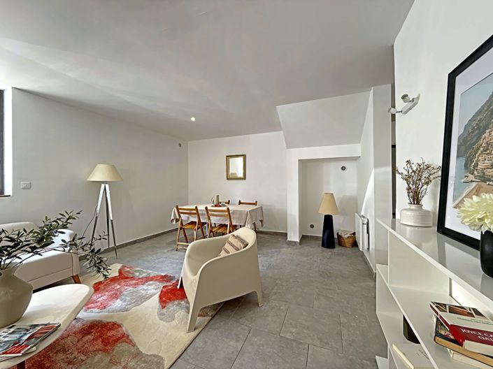 Image No.3-Appartement de 2 chambres à vendre à Cadenet