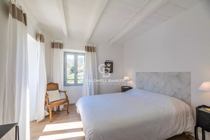 Image No.14-6 Bed House for sale