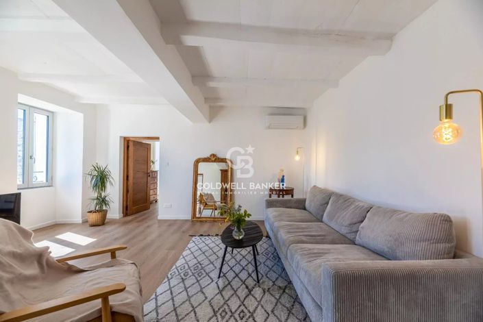 Image No.20-6 Bed House for sale
