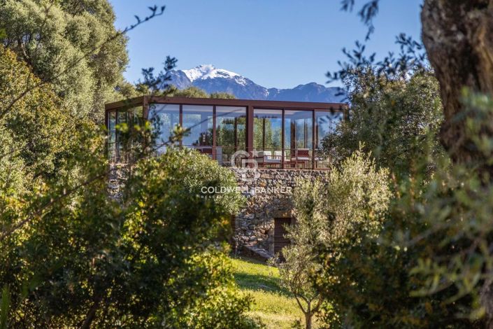 Image No.14-7 Bed House for sale