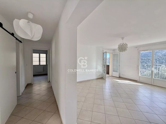 Image No.10-3 Bed Apartment for sale
