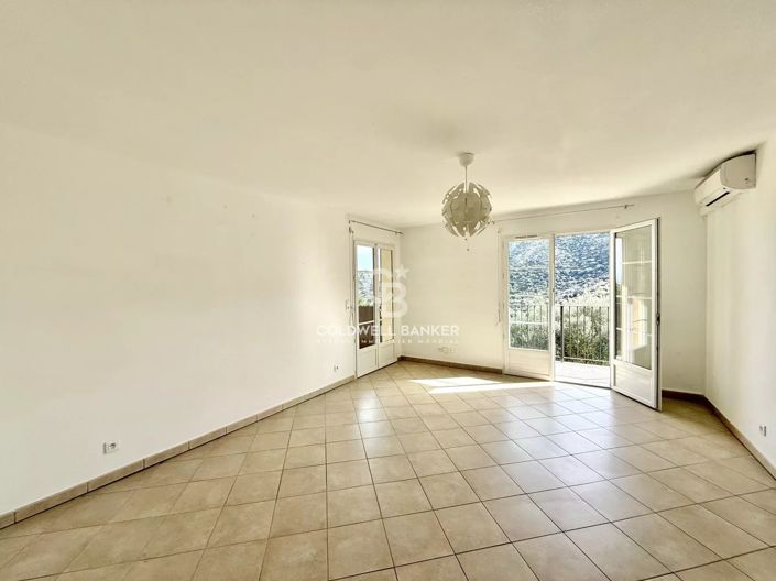 Image No.15-3 Bed Apartment for sale