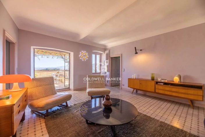 Image No.13-3 Bed Apartment for sale