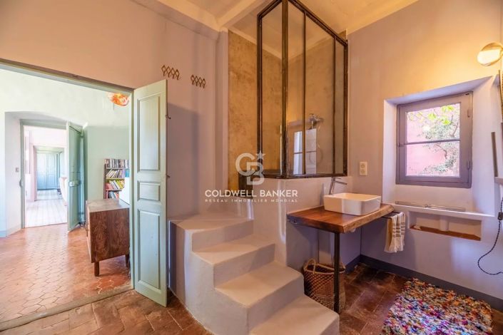 Image No.14-3 Bed Apartment for sale