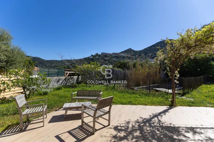 Image No.32-4 Bed House for sale