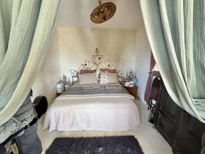 Image No.13-4 Bed House for sale