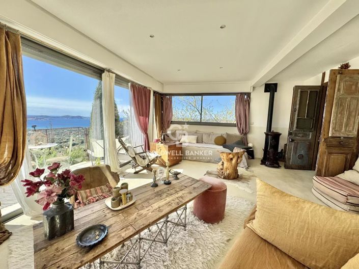 Image No.2-4 Bed House for sale