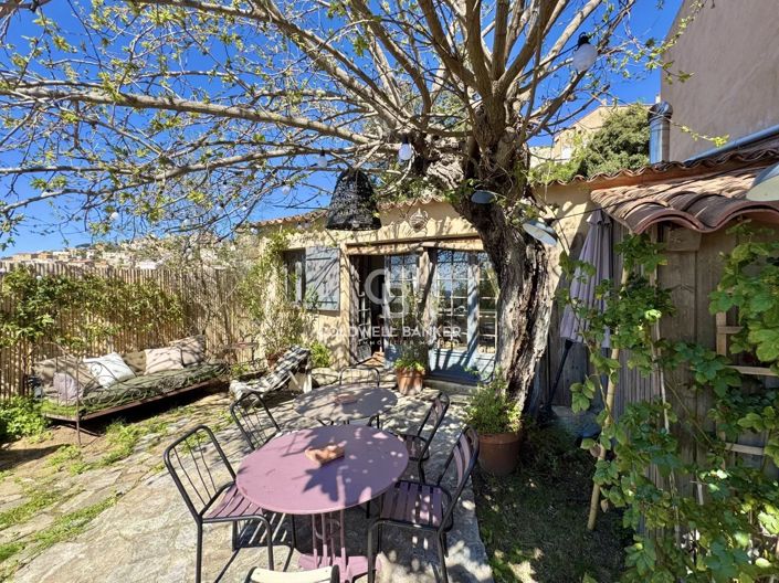 Image No.25-4 Bed House for sale