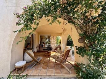 1 - Calvi, Maison