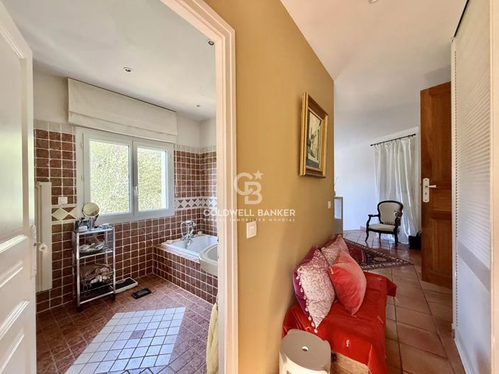 Image No.26-House for sale