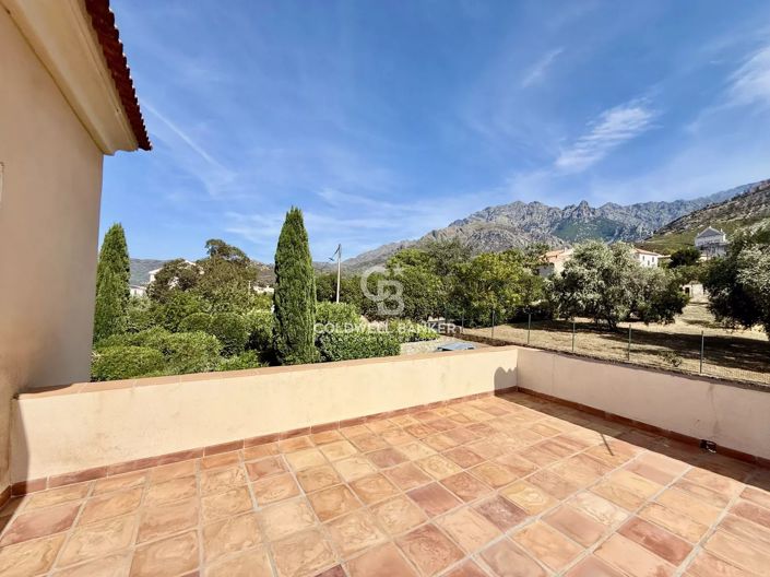 Image No.33-House for sale