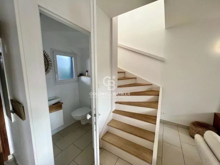 Image No.9-4 Bed House for sale