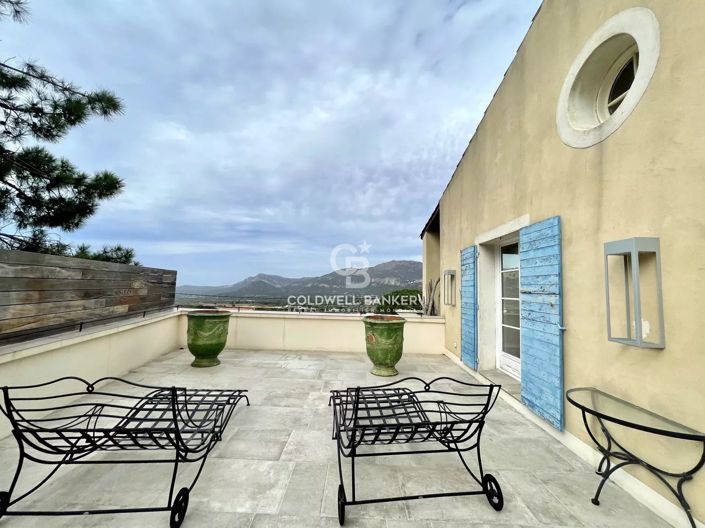 Image No.8-10 Bed House for sale