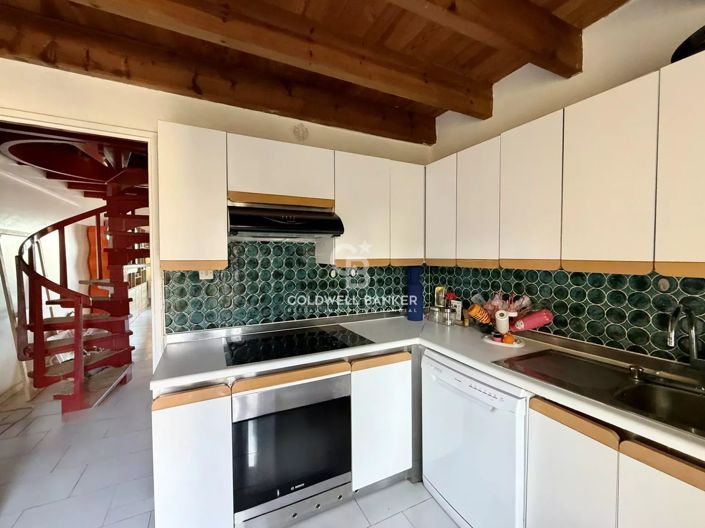 Image No.10-4 Bed Apartment for sale