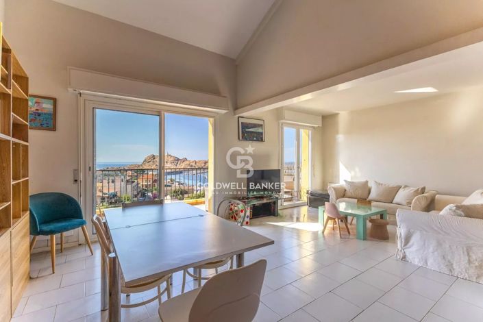 Image No.2-4 Bed Apartment for sale