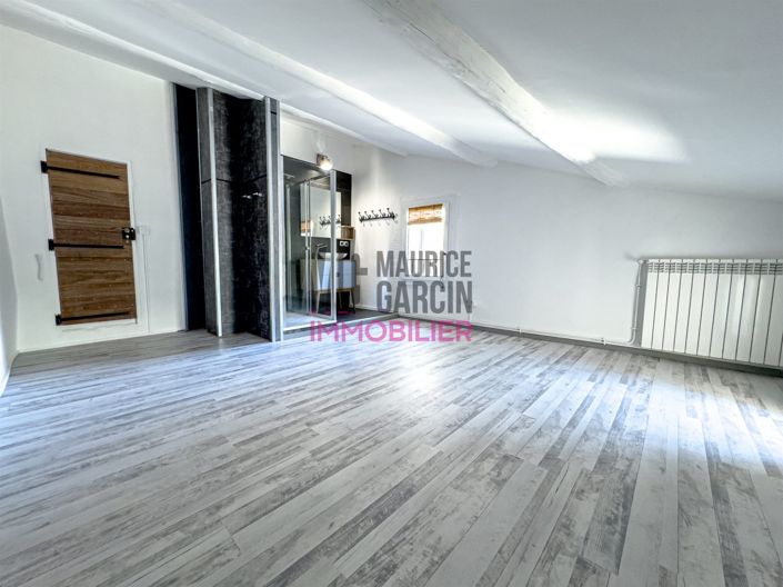 Image No.23-5 Bed House for sale