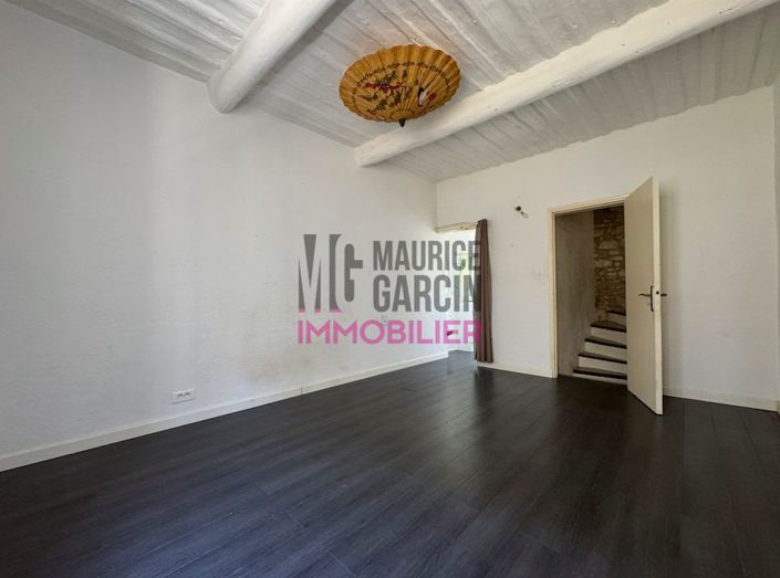 Image No.11-2 Bed House for sale