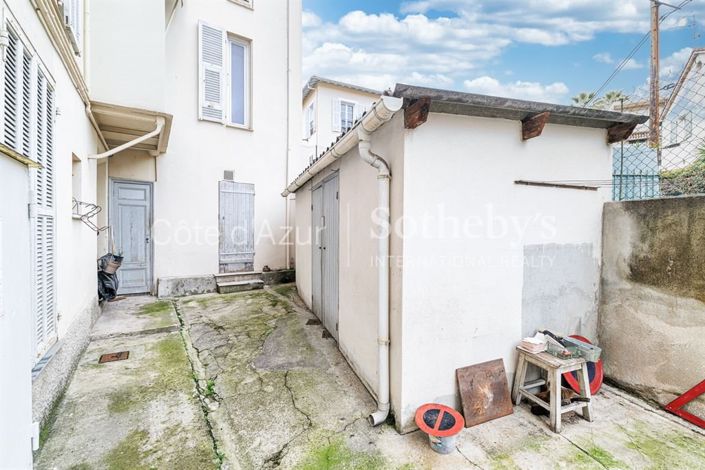 Image No.11-House for sale