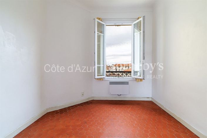 Image No.15-House for sale