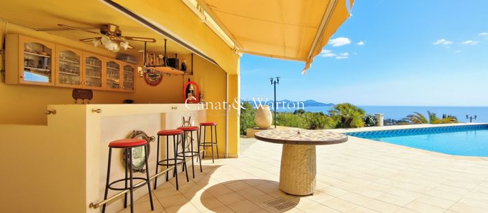 Image No.5-5 Bed House for sale