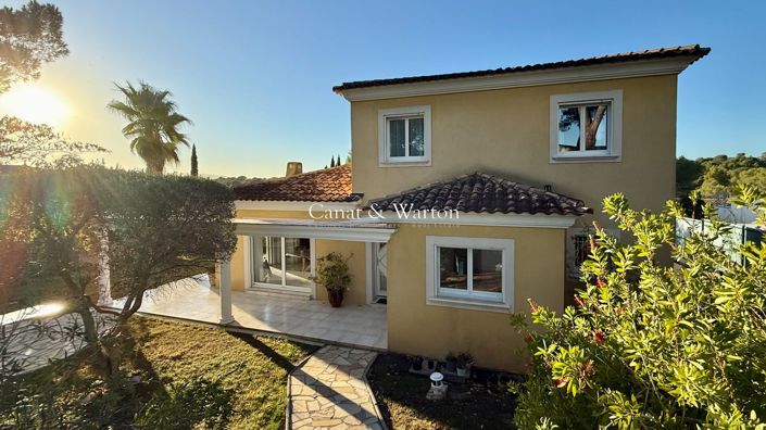 Image No.4-4 Bed House for sale