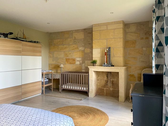 Image No.16-4 Bed House for sale