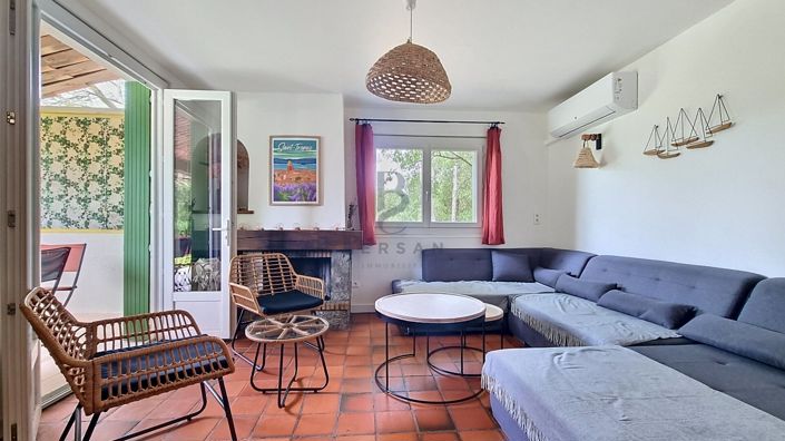 Image No.10-5 Bed House for sale