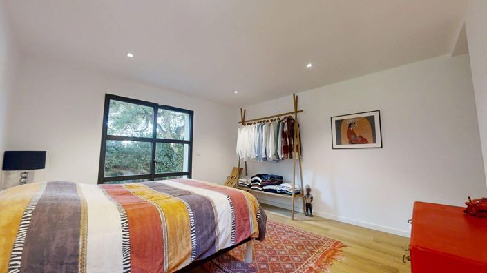 Image No.10-4 Bed House for sale