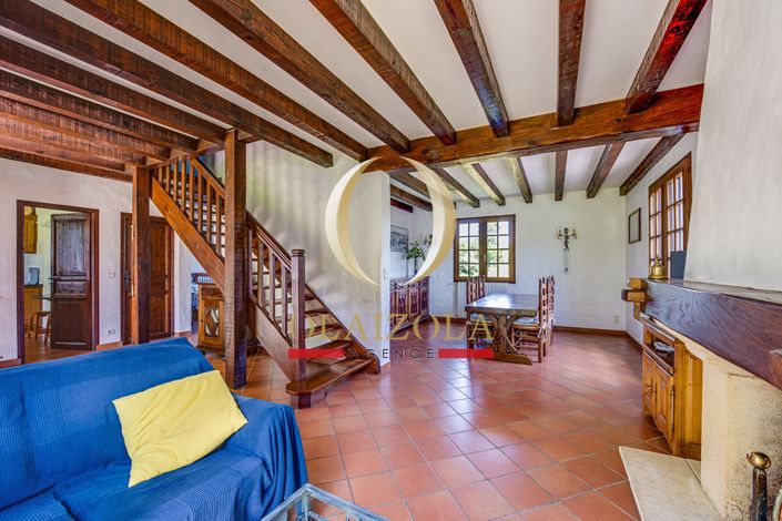 Image No.4-4 Bed House for sale