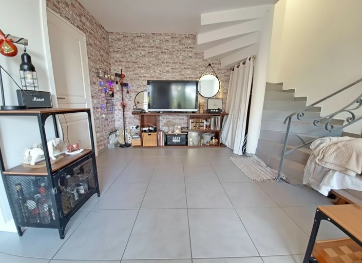 Image No.6-3 Bed House for sale