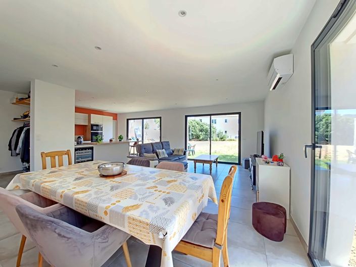 Image No.13-4 Bed House for sale