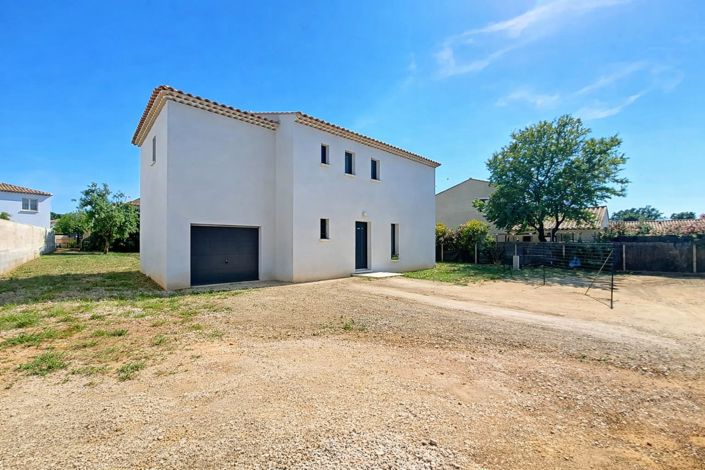 Image No.2-4 Bed House for sale