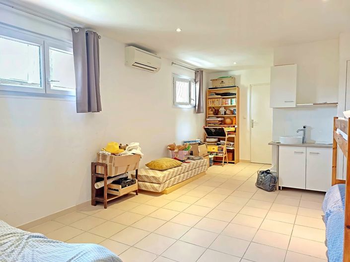 Image No.7-4 Bed House for sale