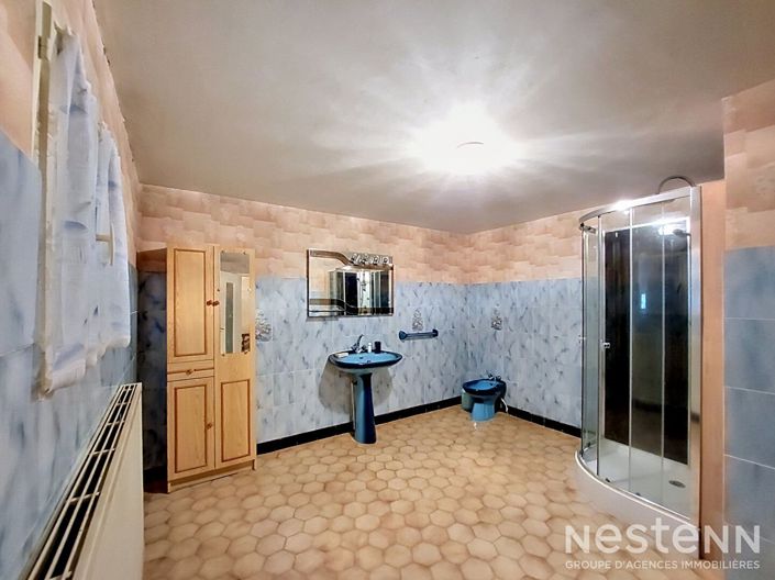 Image No.12-5 Bed House for sale