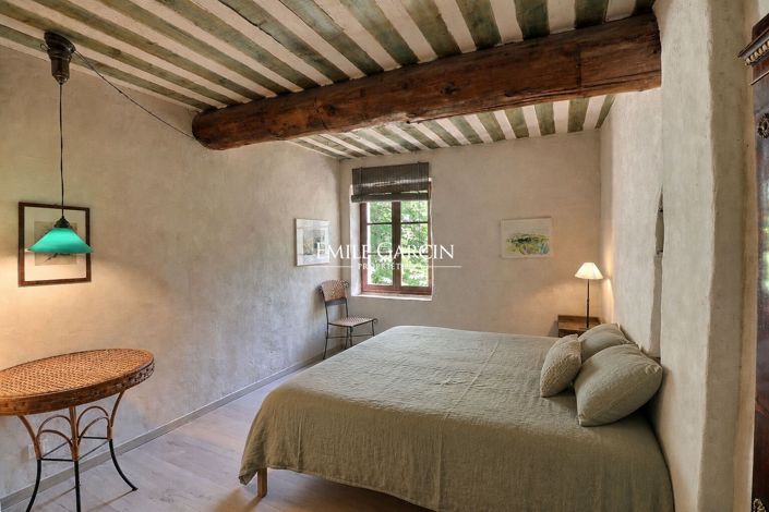 Image No.11-7 Bed House for sale