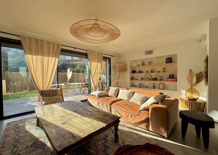 Image No.12-3 Bed House for sale