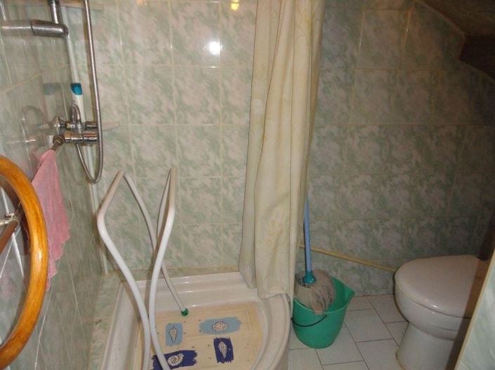 Image No.8-2 Bed House for sale