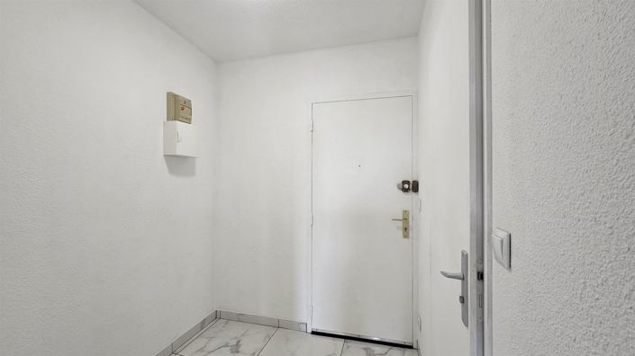 Image No.4-Apartment for sale