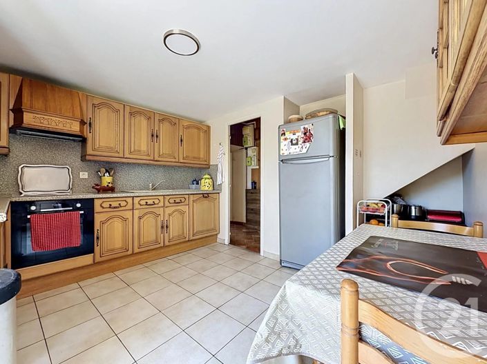 Image No.9-3 Bed House for sale