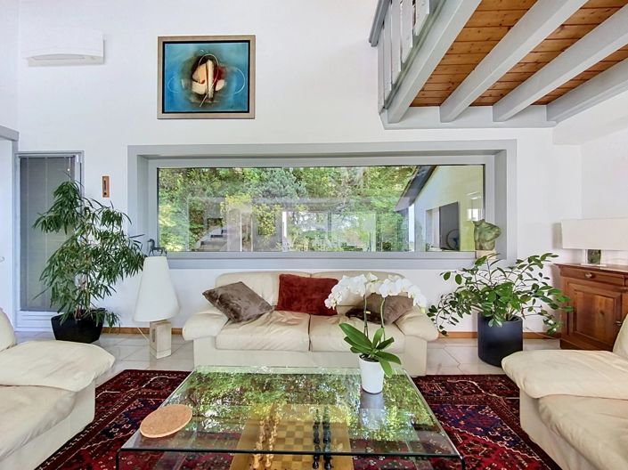 Image No.18-4 Bed House for sale