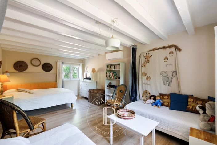 Image No.21-3 Bed House for sale
