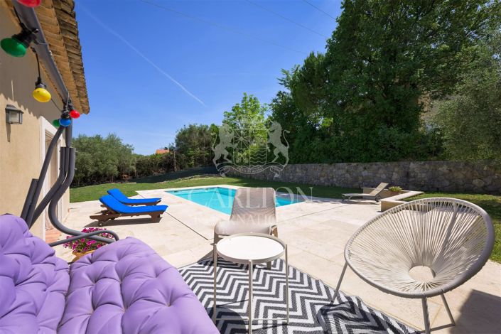Image No.8-4 Bed House for sale